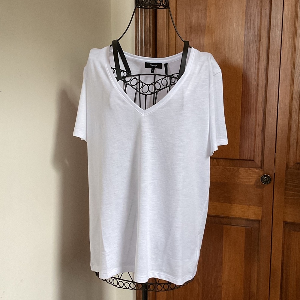 Theory Dayne B Short Sleeve V-neck Tee, Large, new - Picture 2 of 6